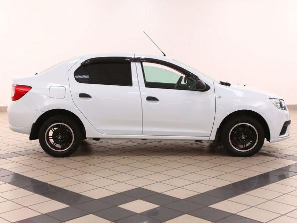 Renault Logan II Рестайлинг с пробегом 2019 года, цена 875 000 рублей, 42100 км, седан, Автокод Объявления