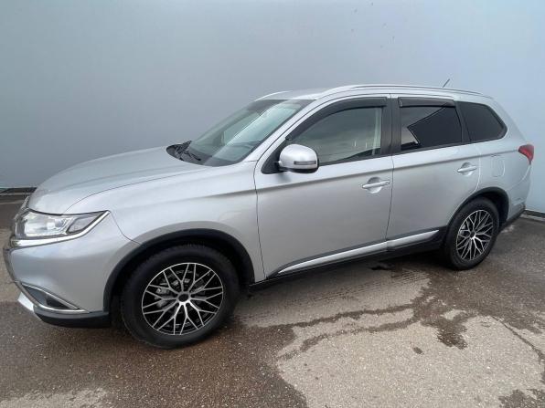 Mitsubishi Outlander III Рестайлинг 2 с пробегом 2015 года, цена 1 720 000 рублей, 185720 км, внедорожник, Автокод Объявления