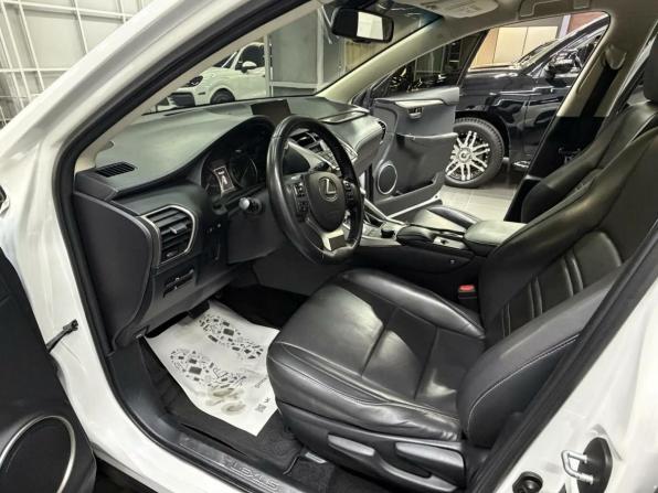 Lexus NX I с пробегом 2015 года, цена 3 097 000 рублей, 141336 км, внедорожник, Автокод Объявления