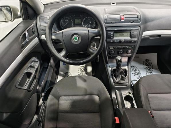Skoda Octavia II (A5) с пробегом 2006 года, цена 503 700 рублей, 311994 км, лифтбек, Автокод Объявления