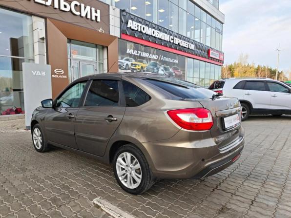 Lada (ВАЗ) Granta I Рестайлинг с пробегом 2022 года, цена 619 174 рубля, 151165 км, хэтчбек, Автокод Объявления