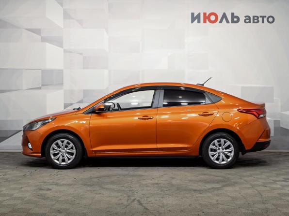 Hyundai Solaris II Рестайлинг с пробегом 2022 года, цена 1 830 000 рублей, 49232 км, седан, Автокод Объявления