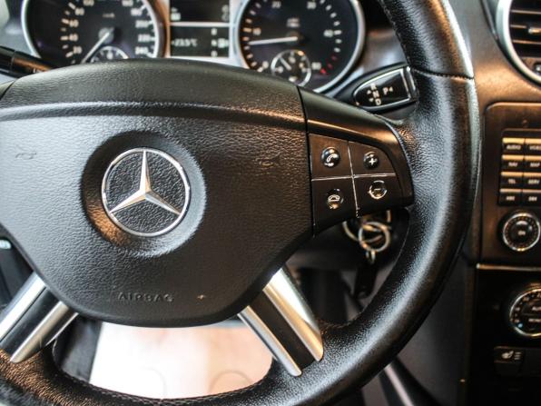 Mercedes-Benz M-Класс II (W164) с пробегом 2006 года, цена 1 031 500 рублей, 308050 км, внедорожник, Автокод Объявления