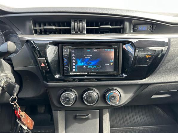 Toyota Corolla XI (E160 E170 E180) с пробегом 2013 года, цена 1 640 000 рублей, 69572 км, седан, Автокод Объявления