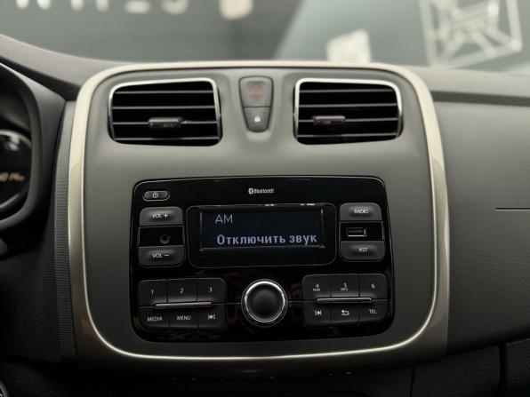 Renault Sandero II Рестайлинг с пробегом 2021 года, цена 1 199 000 рублей, 94014 км, хэтчбек, Автокод Объявления