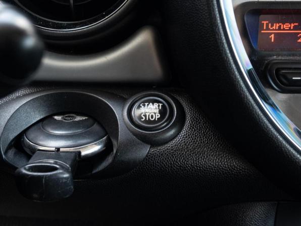Mini Hatch II (R56) Рестайлинг с пробегом 2010 года, цена 960 000 рублей, 175647 км, хэтчбек, Автокод Объявления