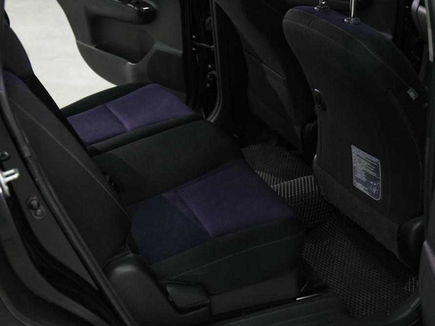 Toyota Wish II Рестайлинг Новосибирск  - изображение 15