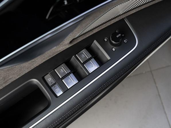 Audi A8 IV (D5) с пробегом 2022 года, цена 7 659 000 рублей, 86834 км, седан, Автокод Объявления