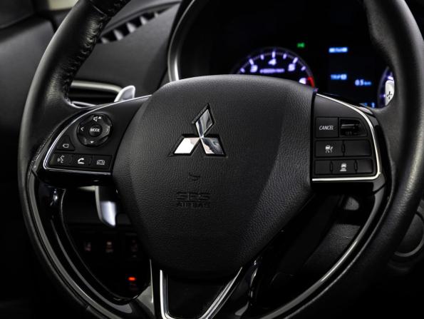 Mitsubishi Eclipse Cross I с пробегом 2018 года, цена 1 469 000 рублей, 229486 км, внедорожник, Автокод Объявления