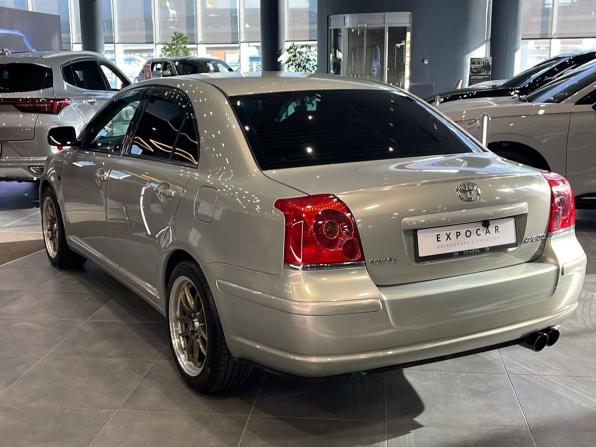Toyota Avensis II с пробегом 2005 года, цена 880 000 рублей, 262076 км, седан, Автокод Объявления