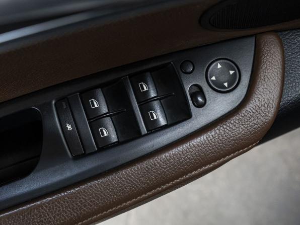 BMW X5 II (E70) Рестайлинг с пробегом 2012 года, цена 2 279 000 рублей, 249411 км, внедорожник, Автокод Объявления