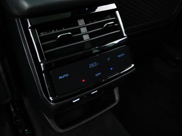 Geely Monjaro I с пробегом 2023 года, цена 2 835 055 рублей, 57276 км, внедорожник, Автокод Объявления