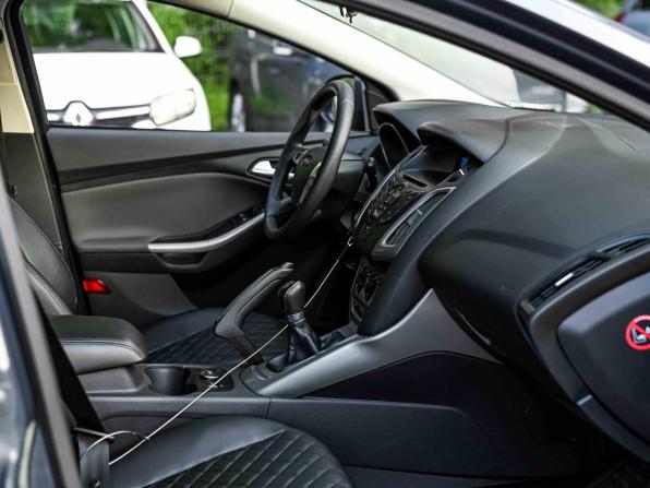Ford Focus III с пробегом 2012 года, цена 590 000 рублей, 210553 км, седан, Автокод Объявления