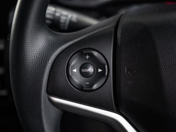 Honda Fit III с пробегом 2016 года, цена 985 000 рублей, 110577 км, хэтчбек, Автокод Объявления