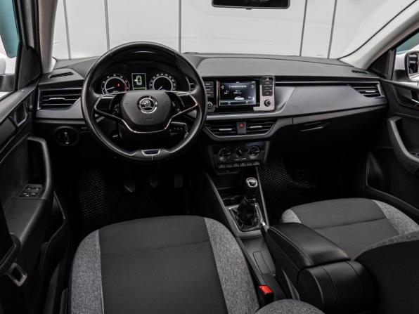 Skoda Rapid II с пробегом 2021 года, цена 1 120 000 рублей, 274884 км, лифтбек, Автокод Объявления