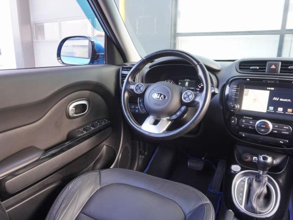 Kia Soul II Рестайлинг с пробегом 2017 года, цена 1 750 000 рублей, 76730 км, хэтчбек, Автокод Объявления