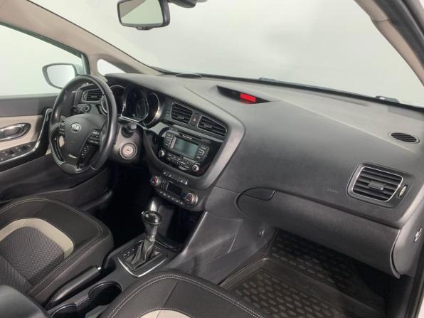 Kia Ceed II с пробегом 2014 года, цена 1 264 000 рублей, 92108 км, универсал, Автокод Объявления