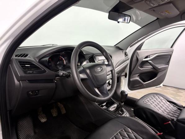 Lada (ВАЗ) Vesta I с пробегом 2019 года, цена 865 000 рублей, 115800 км, седан, Автокод Объявления