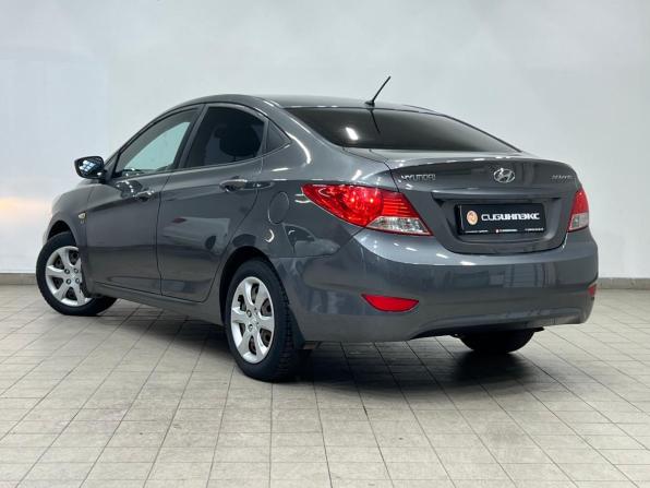 Hyundai Solaris I с пробегом 2013 года, цена 750 000 рублей, 214889 км, седан, Автокод Объявления