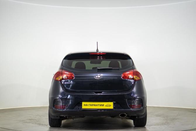 Kia Ceed II Рестайлинг с пробегом 2015 года, цена 1 199 000 рублей, 169500 км, хэтчбек, Автокод Объявления