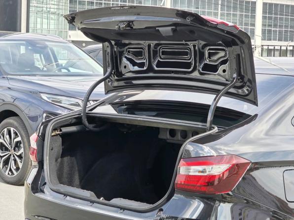 Lada (ВАЗ) Vesta I Рестайлинг (NG) с пробегом 2024 года, цена 1 296 000 рублей, 40379 км, седан, Автокод Объявления