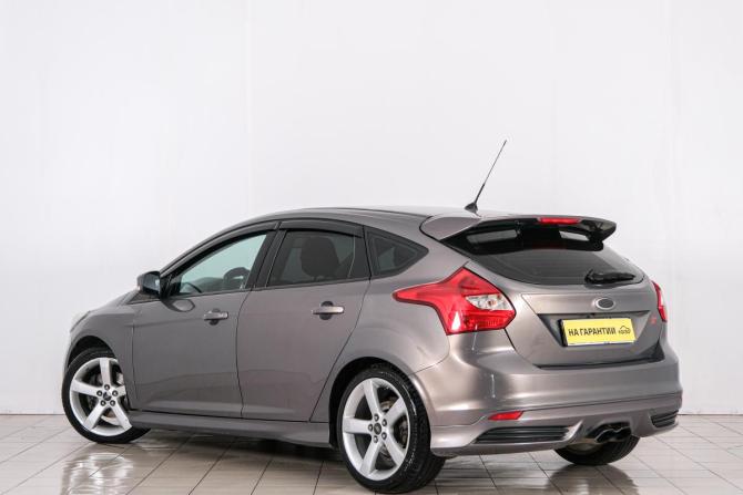 Ford Focus II Рестайлинг с пробегом 2011 года, цена 749 000 рублей, 221000 км, хэтчбек, Автокод Объявления