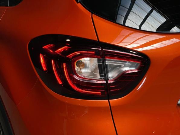 Renault Kaptur I с пробегом 2017 года, цена 1 500 000 рублей, 95928 км, внедорожник, Автокод Объявления