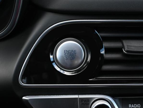 Genesis G70 I с пробегом 2021 года, цена 3 399 000 рублей, 27931 км, седан, Автокод Объявления