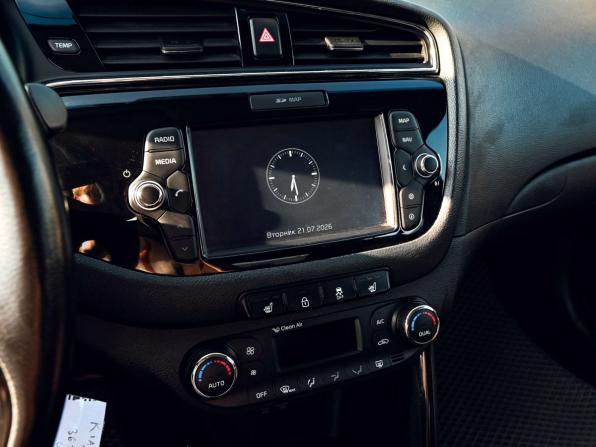 Kia Ceed II Рестайлинг с пробегом 2016 года, цена 1 229 000 рублей, 184426 км, хэтчбек, Автокод Объявления