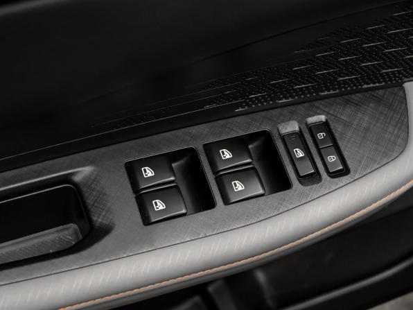 Changan UNI-V I с пробегом 2023 года, цена 2 470 000 рублей, 42754 км, лифтбек, Автокод Объявления