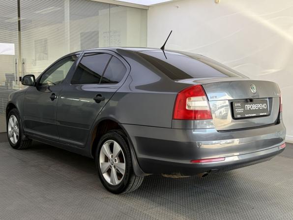 Skoda Octavia II (A5) Рестайлинг с пробегом 2011 года, цена 649 000 рублей, 216513 км, лифтбек, Автокод Объявления