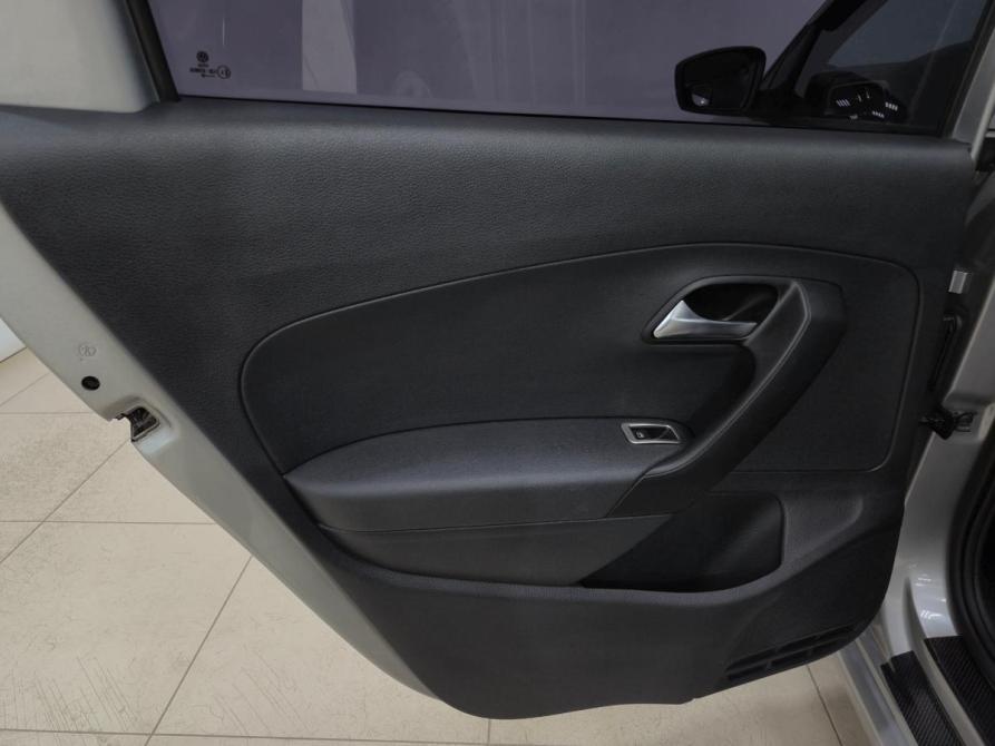 Volkswagen Polo V Рестайлинг Азнакаево  - изображение 16