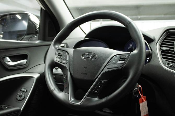 Hyundai Santa Fe III Рестайлинг с пробегом 2015 года, цена 2 039 000 рублей, 126137 км, внедорожник, Автокод Объявления