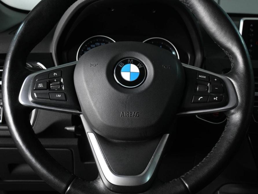 BMW X1 II (F48) Рестайлинг Ростов-на-Дону  - изображение 12