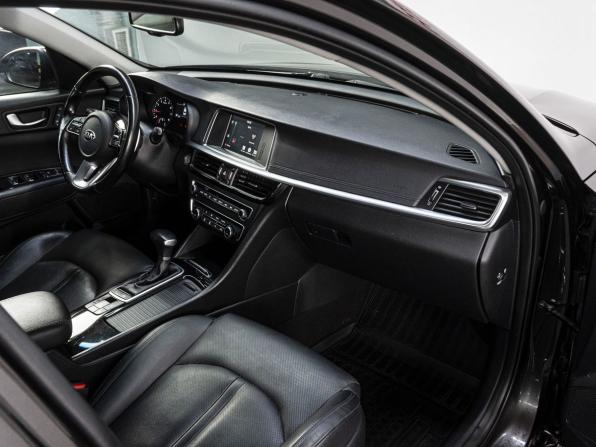 Kia Optima IV Рестайлинг с пробегом 2018 года, цена 2 100 000 рублей, 112358 км, седан, Автокод Объявления