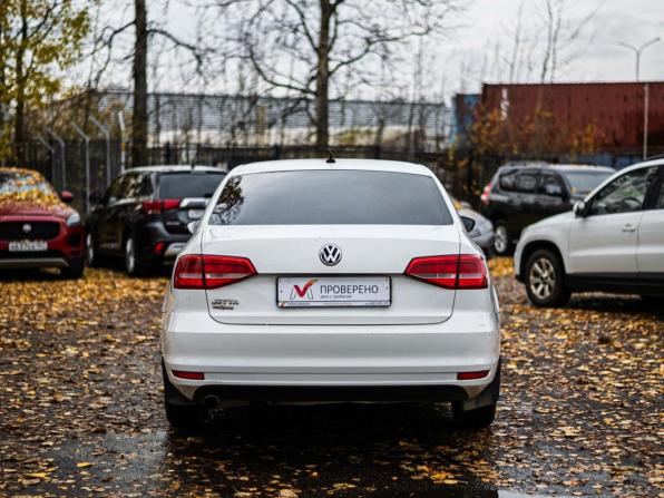Volkswagen Jetta VI Рестайлинг с пробегом 2015 года, цена 590 000 рублей, 356090 км, седан, Автокод Объявления
