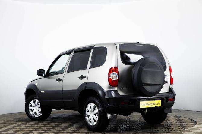 Chevrolet Niva I Рестайлинг с пробегом 2016 года, цена 749 000 рублей, 144258 км, внедорожник, Автокод Объявления