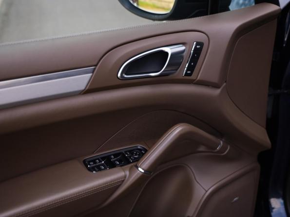 Porsche Cayenne II (958) с пробегом 2010 года, цена 2 749 000 рублей, 101885 км, внедорожник, Автокод Объявления