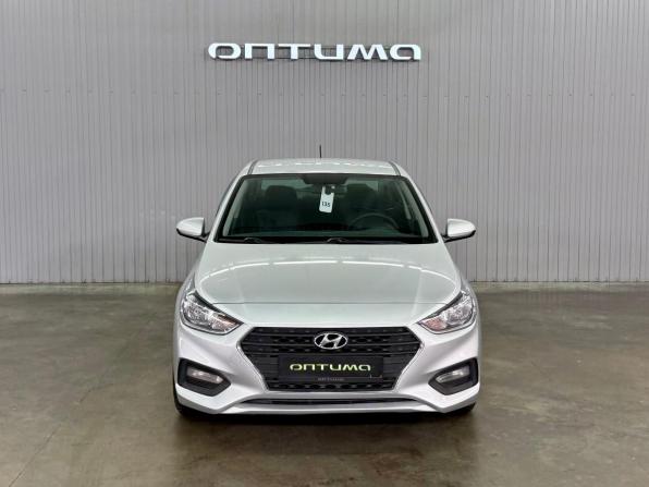 Hyundai Solaris II с пробегом 2019 года, цена 1 497 000 рублей, 124681 км, седан, Автокод Объявления