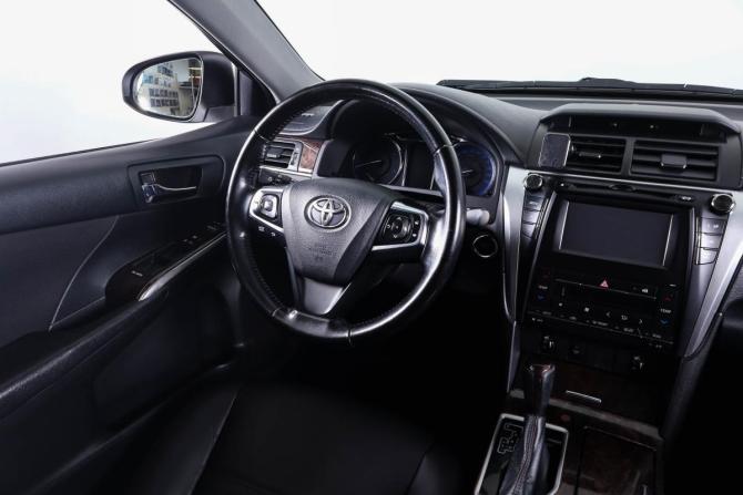 Toyota Camry VII (XV50) Рестайлинг с пробегом 2017 года, цена 2 399 000 рублей, 113000 км, седан, Автокод Объявления