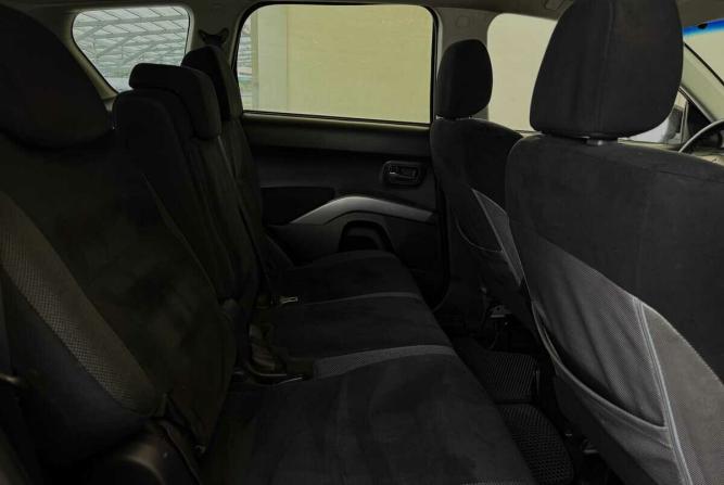 Mitsubishi Outlander II с пробегом 2007 года, цена 700 000 рублей, 311603 км, внедорожник, Автокод Объявления
