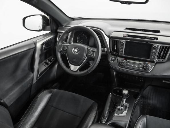 Toyota RAV4 IV (XA40) Рестайлинг с пробегом 2016 года, цена 1 998 000 рублей, 134977 км, внедорожник, Автокод Объявления