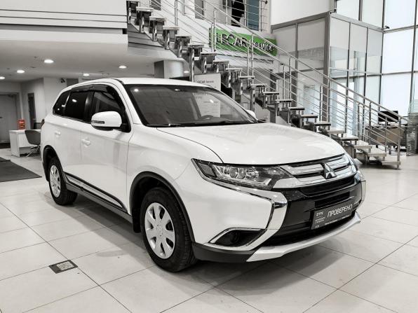 Mitsubishi Outlander III Рестайлинг 2 с пробегом 2018 года, цена 2 299 000 рублей, 98250 км, внедорожник, Автокод Объявления
