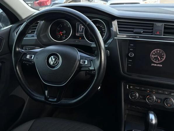 Volkswagen Tiguan II с пробегом 2019 года, цена 2 388 000 рублей, 133941 км, внедорожник, Автокод Объявления