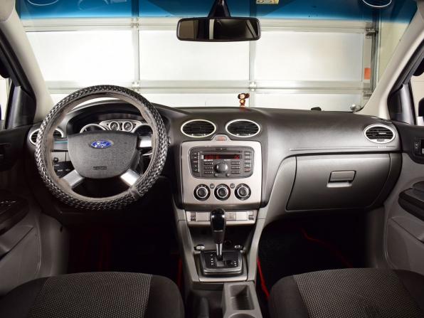 Ford Focus II Рестайлинг с пробегом 2010 года, цена 459 995 рублей, 270314 км, хэтчбек, Автокод Объявления
