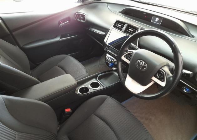 Toyota Prius IV (XW50) с пробегом 2016 года, цена 1 499 000 рублей, 112154 км, лифтбек, Автокод Объявления