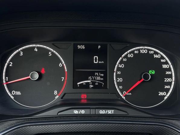 Volkswagen Polo VI с пробегом 2022 года, цена 1 275 000 рублей, 157738 км, лифтбек, Автокод Объявления