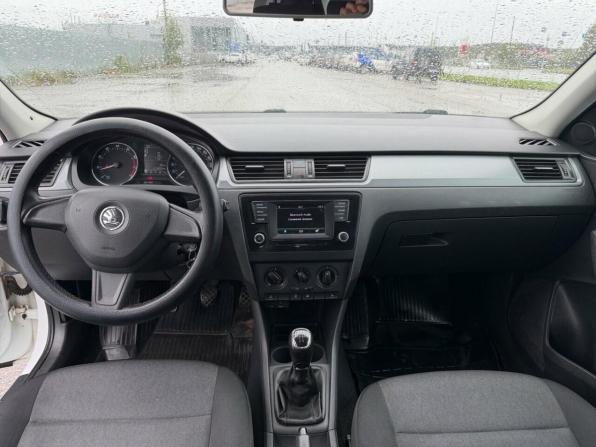 Skoda Rapid I Рестайлинг с пробегом 2017 года, цена 879 000 рублей, 215055 км, лифтбек, Автокод Объявления