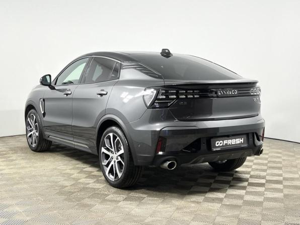 Lynk &amp; Co 05 с пробегом 2023 года, цена 3 245 200 рублей, 27673 км, внедорожник, Автокод Объявления