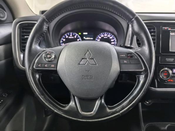 Mitsubishi Outlander III Рестайлинг 2 с пробегом 2015 года, цена 1 620 000 рублей, 188300 км, внедорожник, Автокод Объявления